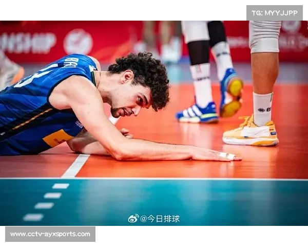 U21世锦赛伊朗意大利决赛攻防对决,现场气氛热烈 U21世锦赛伊朗意大利决赛攻防对决,现场气氛热烈